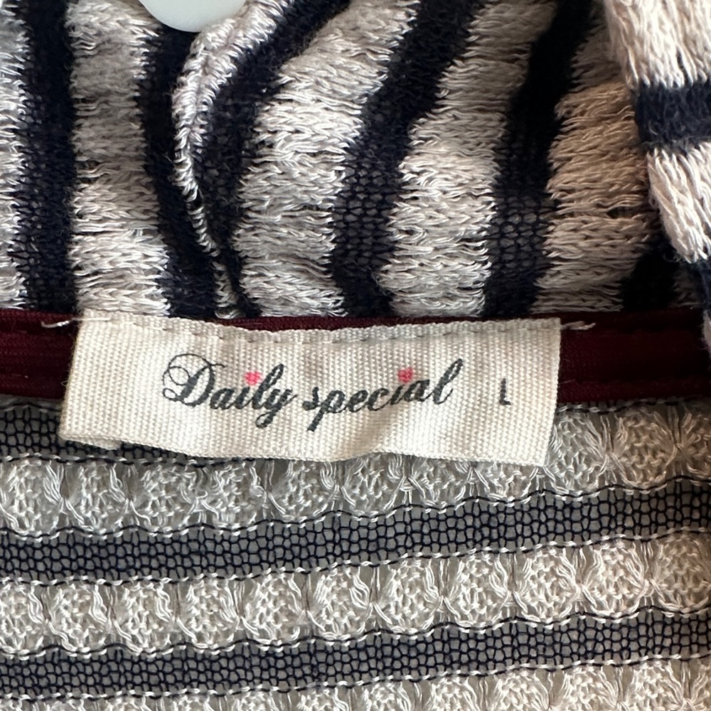 Striped Navy Blue and White Cardigan - Picture 3 of 3